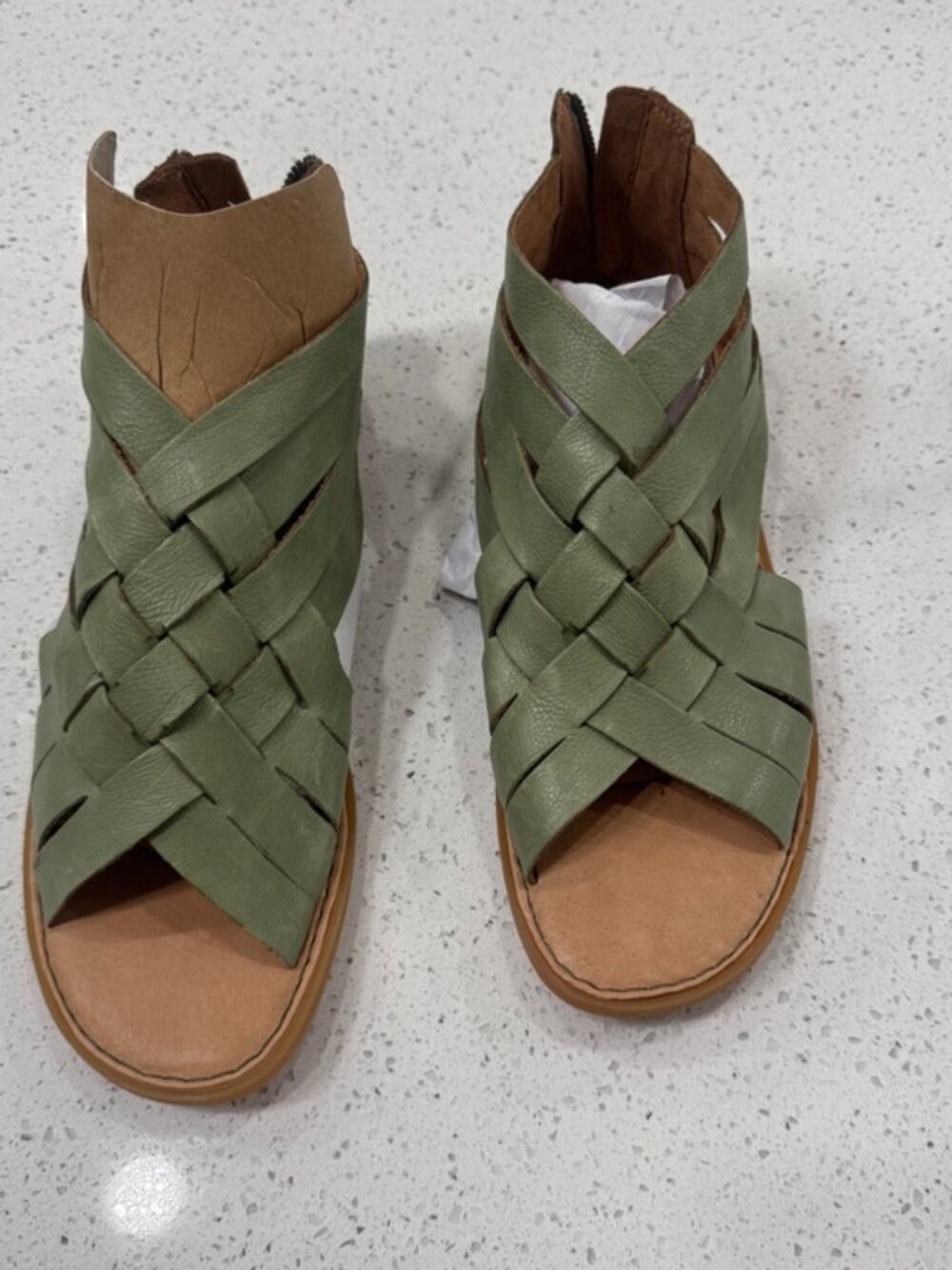 Born Green Sandals Size 10